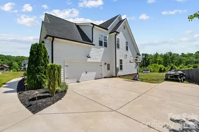 7105 Rae Farms Way #10, Greensboro, NC 27455 - Photo 4