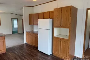 131 Davis Ridge Dr, Shelby, NC 28152 - Photo 10