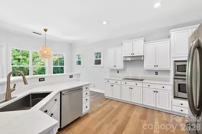 2279 Barrowcliffe Drive NW, Concord, NC 28027 - Photo 4