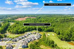134 Divot Ln, Statesville, NC 28677 - Photo 4
