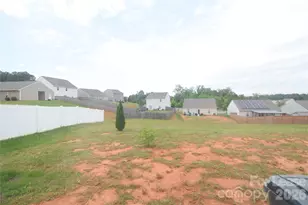9709 Weikert Rd, Charlotte, NC 28215 - Photo 26