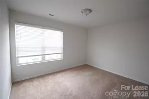 9709 Weikert Rd, Charlotte, NC 28215 - Photo 16
