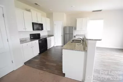 9709 Weikert Road, Charlotte, NC 28215 - Photo 8