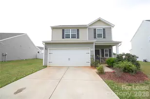 9709 Weikert Rd, Charlotte, NC 28215 - Photo 2