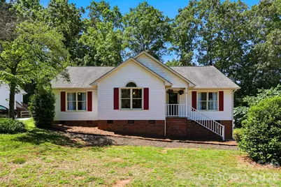 913 Pleasant Ridge Road, Fort Mill, SC 29715 - Photo 1