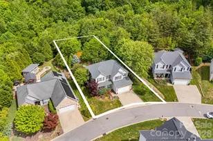 20 Stone River Dr, Asheville, NC 28804 - Photo 2