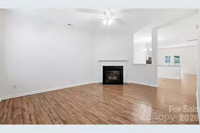 949 Willow Creek Drive, Gastonia, NC 28054 - Photo 4