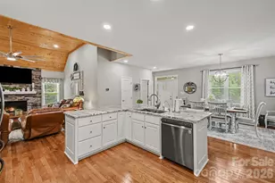 112 Solar Dr, Hudson, NC 28638 - Photo 10
