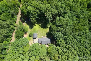 9309 N Pine Hill Ln, Charlotte, NC 28215 - Photo 2