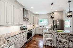 3211 Oakdale Rd, Charlotte, NC 28216 - Photo 12