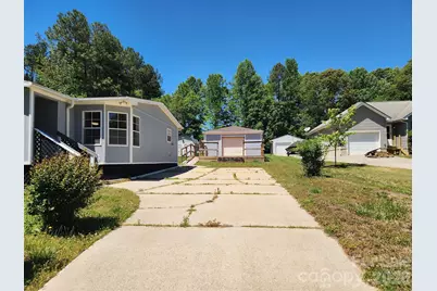 189 Brook Creek Drive, Troutman, NC 28166 - Photo 4