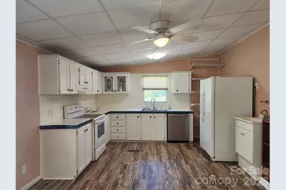 189 Brook Creek Drive, Troutman, NC 28166 - Photo 6