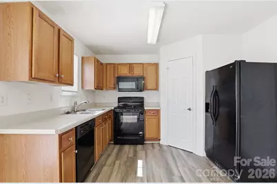 5623 Henderson Oaks Drive, Charlotte, NC 28269 - Photo 8