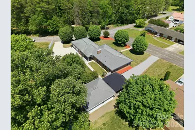 912 Briggs Street NW, Valdese, NC 28690 - Photo 4