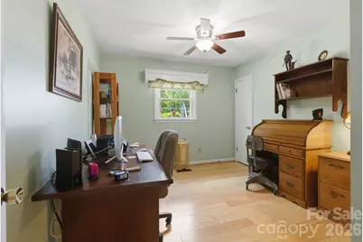 912 Briggs Street NW, Valdese, NC 28690 - Photo 16