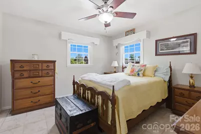 912 Briggs Street NW, Valdese, NC 28690 - Photo 20