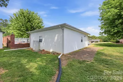 912 Briggs Street NW, Valdese, NC 28690 - Photo 34