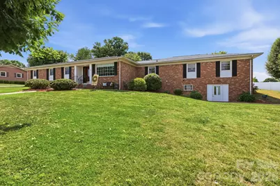 912 Briggs Street NW, Valdese, NC 28690 - Photo 1
