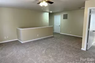 3042 Meadow Knoll Dr, Charlotte, NC 28269 - Photo 16