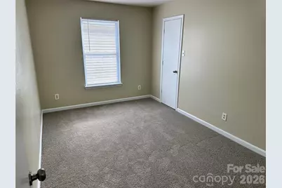 3042 Meadow Knoll Drive, Charlotte, NC 28269 - Photo 18