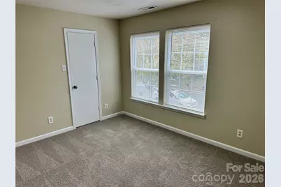 3042 Meadow Knoll Drive, Charlotte, NC 28269 - Photo 18
