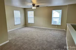 3042 Meadow Knoll Dr, Charlotte, NC 28269 - Photo 16