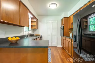 34 Goldmont Street, Black Mountain, NC 28711 - Photo 14