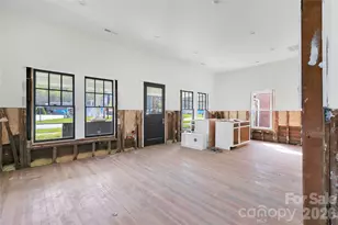 220 Main St, Rosman, NC 28772 - Photo 4