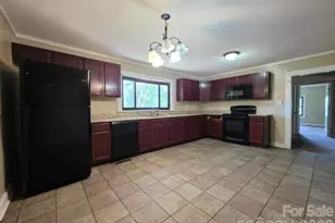 4268 Vincent St, Kannapolis, NC 28081 - Photo 6