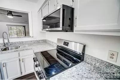 3109 Heathstead Place, Charlotte, NC 28210 - Photo 10