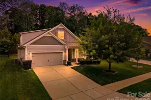 2444 Seagull Dr, Denver, NC 28037 - Photo 2