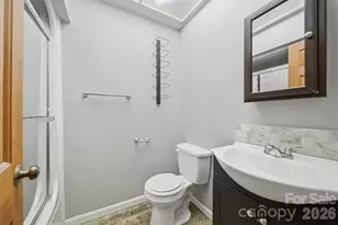 5496 Northwood Dr, Hickory, NC 28601 - Photo 28