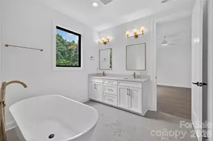 417 W Cama St, Charlotte, NC 28217 - Photo 24