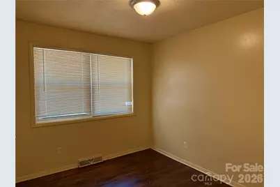 4101 Foxford Place, Charlotte, NC 28215 - Photo 6