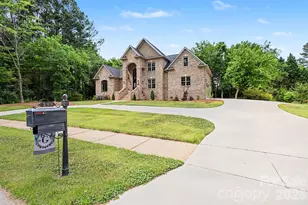 209 E Glenview Dr, Salisbury, NC 28147 - Photo 6