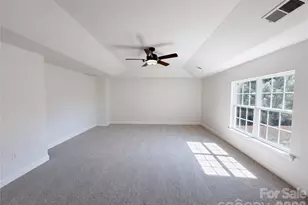 10016 Markus Dr, Charlotte, NC 28227 - Photo 4