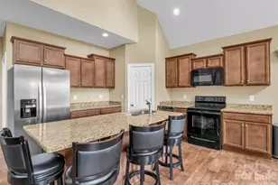 227 Snug Harbor Cir, Lake Lure, NC 28746 - Photo 32