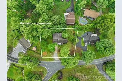 4 Beechwood Lakes Drive, Hendersonville, NC 28792 - Photo 36