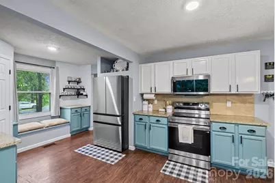 4 Beechwood Lakes Drive, Hendersonville, NC 28792 - Photo 10