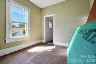 204 Main St, Rosman, NC 28772 - Photo 10