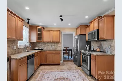 14132 Honeysuckle Ridge Drive, Matthews, NC 28105 - Photo 6