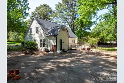 14132 Honeysuckle Ridge Drive, Matthews, NC 28105 - Photo 22