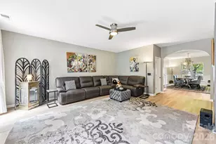 541 Marblewood Ct, Fort Mill, SC 29708 - Photo 6