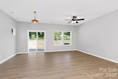 337 N Hoskins Road, Charlotte, NC 28216 - Photo 12