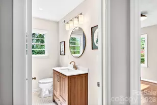 4 Baird Ln, Asheville, NC 28804 - Photo 22