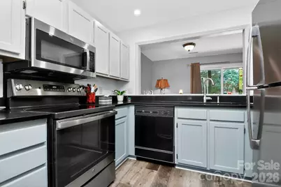 9232 Kings Canyon Drive, Charlotte, NC 28210 - Photo 12