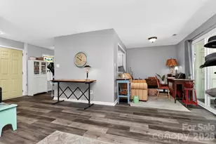 9232 Kings Canyon Dr, Charlotte, NC 28210 - Photo 10