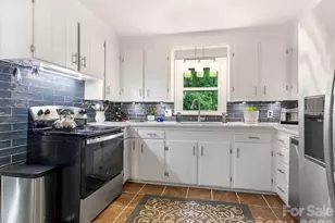 845 Fairbanks Rd, Charlotte, NC 28210 - Photo 6