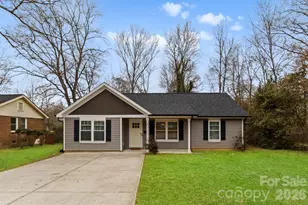 4117 Colebrook Rd, Charlotte, NC 28215 - Photo 2