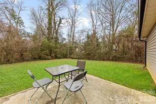 4117 Colebrook Rd, Charlotte, NC 28215 - Photo 30